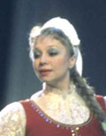 Мира Кольцова в хороводе «Берёзка», конец 70-х