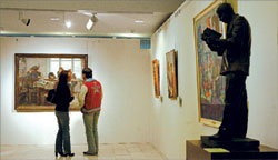 Выставка «Человек читающий» в Третьяковской галерее вызывает неподдельный интерес у посетителей