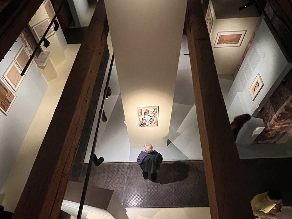 В Музее архитектуры им. А.В. Щусева работает выставка «Конструктивизм. Траектория метода. К 100-летию ОСА»