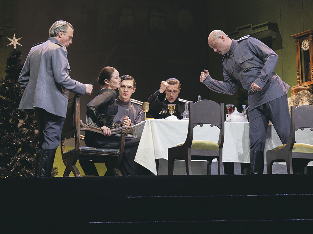 «Театральный роман», 2025, реж. Роман Габриа