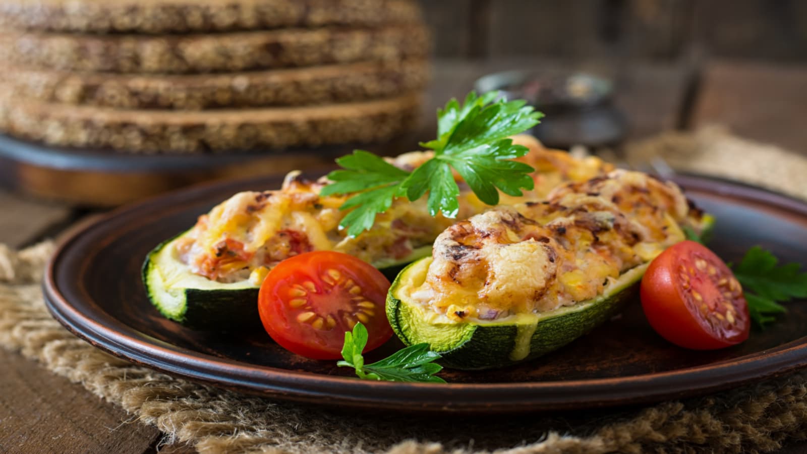 кабачки с сырной корочкой