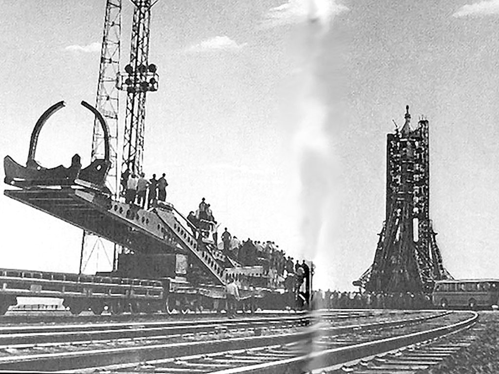 К главной площадке полигона проложено несколько железнодорожных линий