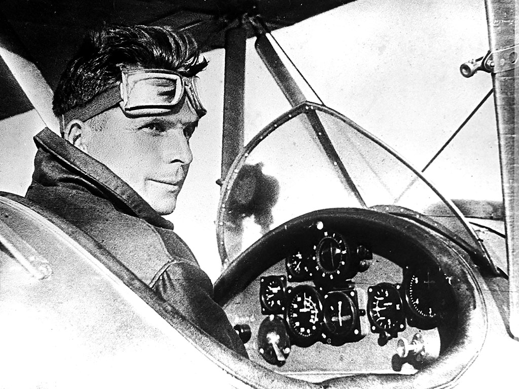 1937 год. Главный конструктор ОКБ авиазавода им. В.Р. Менжинского Сергей Ильюшин (1894–1977)