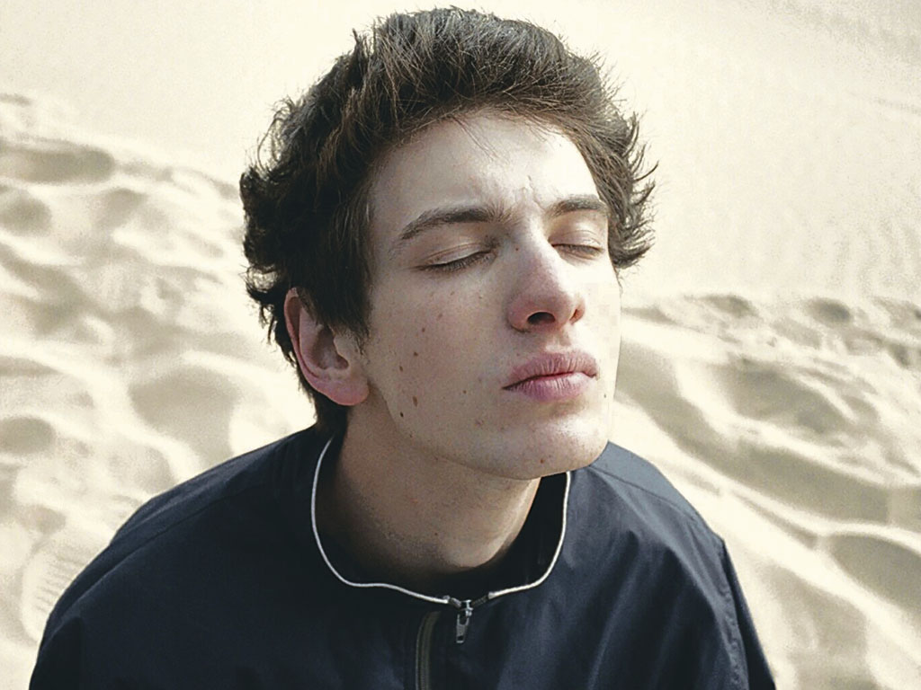 В роли Павла Марк Эйдельштейн