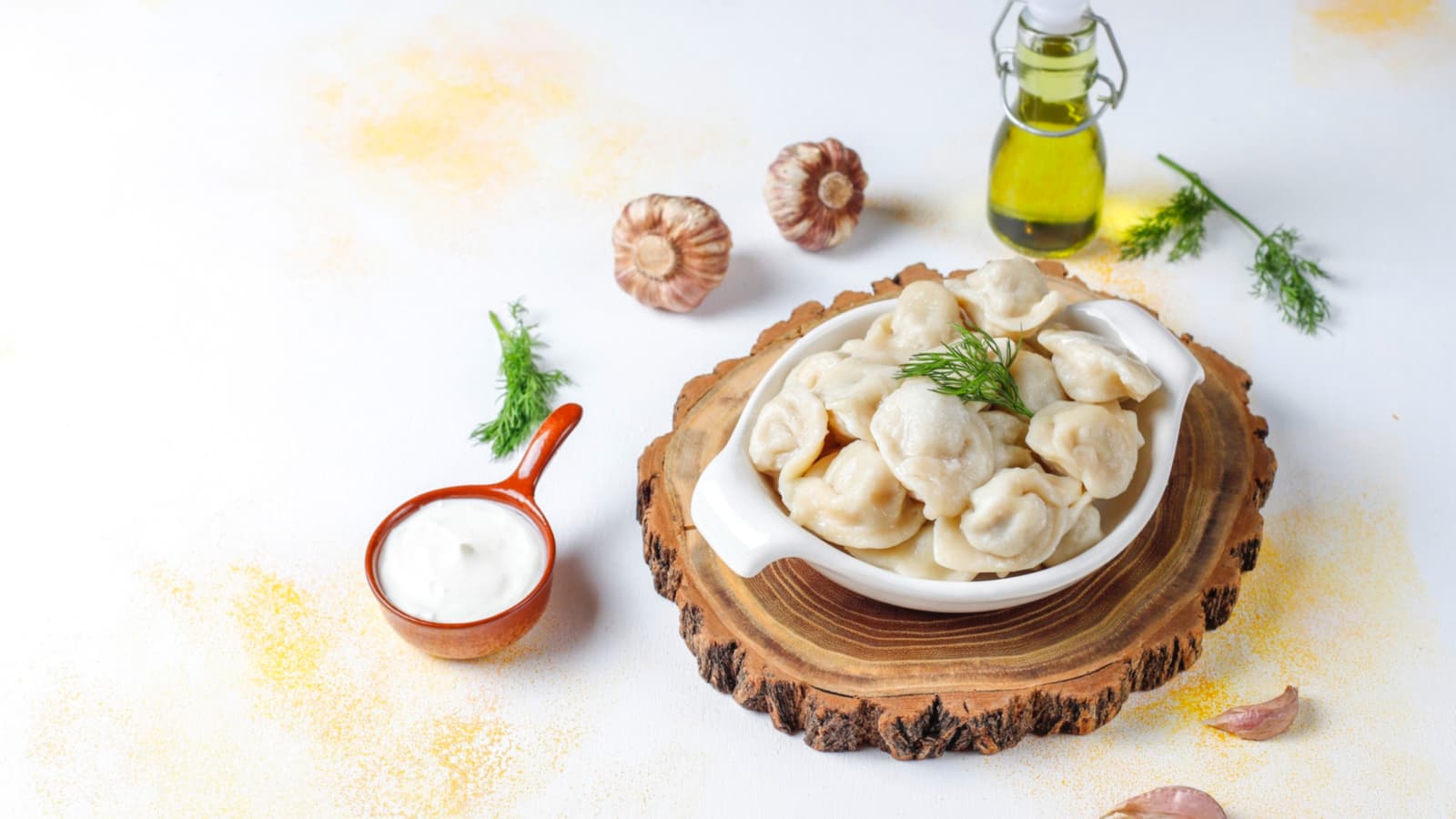 пельмени со сметаной и уксусом