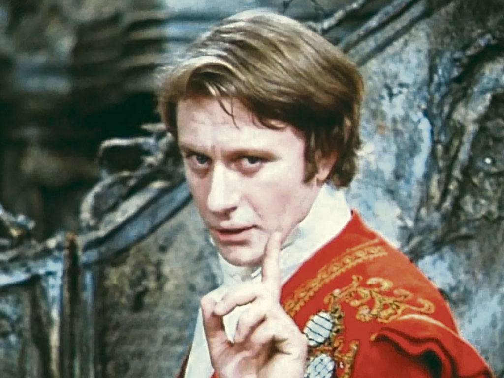 В спектакле Валентина Плучека «Безумный день, или Женитьба Фигаро» А. Миронов играл с 1969 года до последнего выхода на сцену 14 августа 1987 года