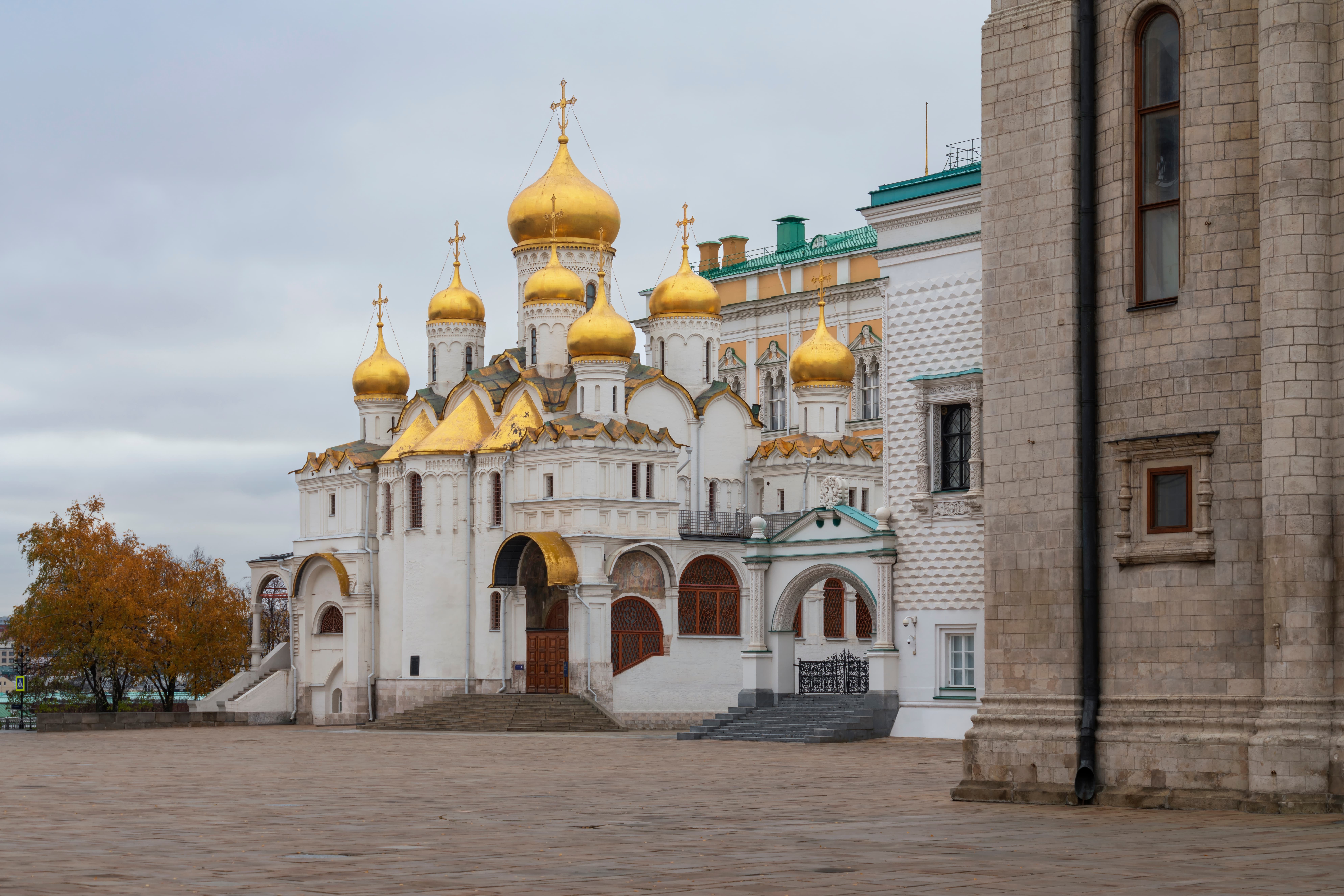Благовещенский собор на Соборной площади Кремля