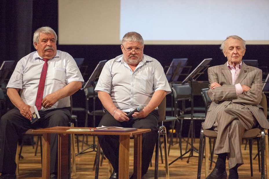 Магомед Ахмедов, Игорь Смолькин, Владимир Костров