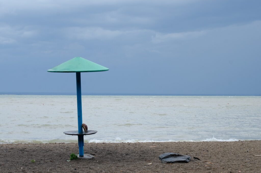 Крепитесь люди, скоро лето!