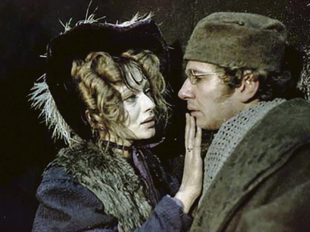 Эва Шикульска (Прасковья Анненкова)  и Игорь Костолевский (Иван Анненков).  Кадр из фильма «Звезда пленительного счастья»