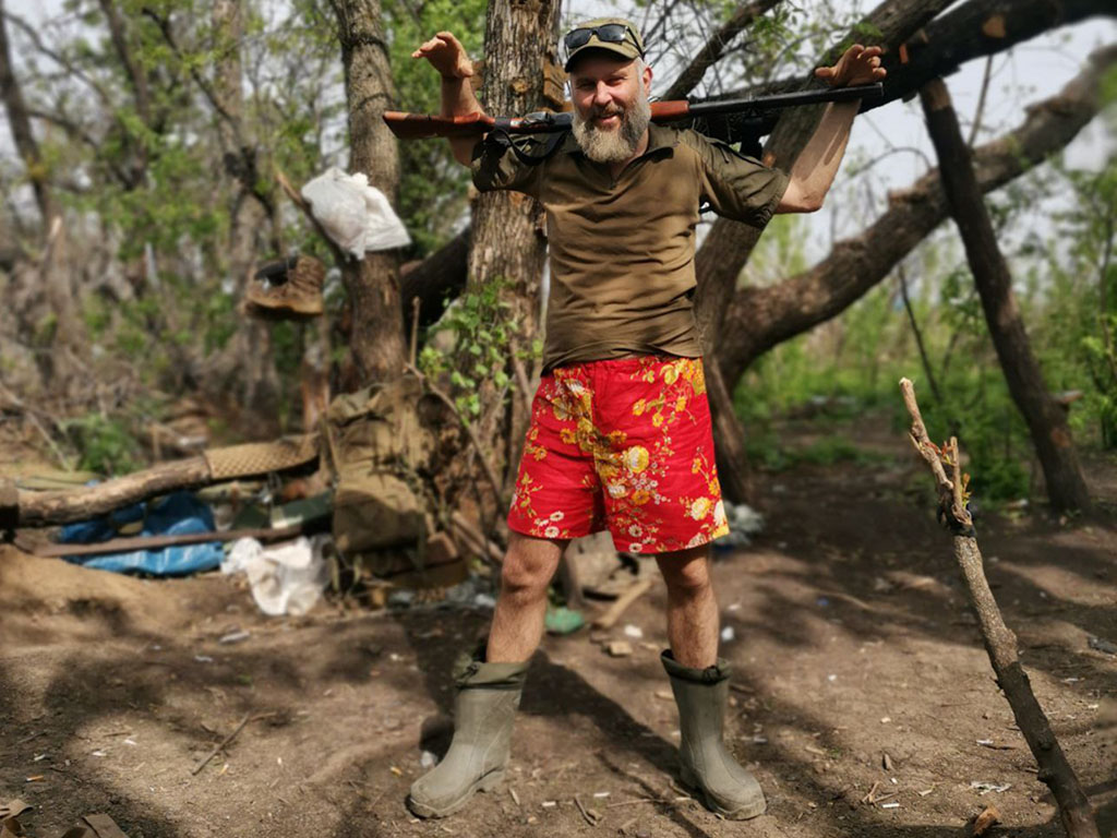 Эти шикарные трусы – гуманитарная помощь. Гайдук в шутку называет их «маскировочными»