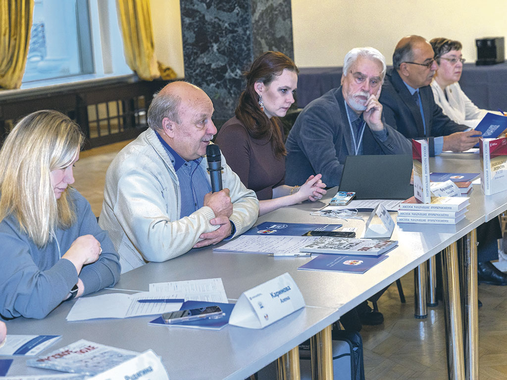 Николай Иванов призвал писателей из СНГ  к более тесному сотрудничеству с СП России