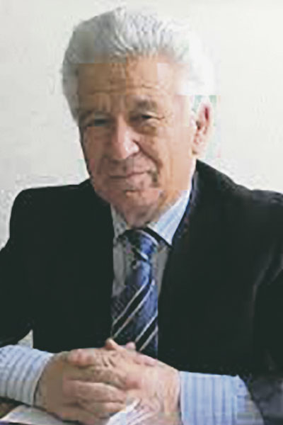 Сафарби Хахов