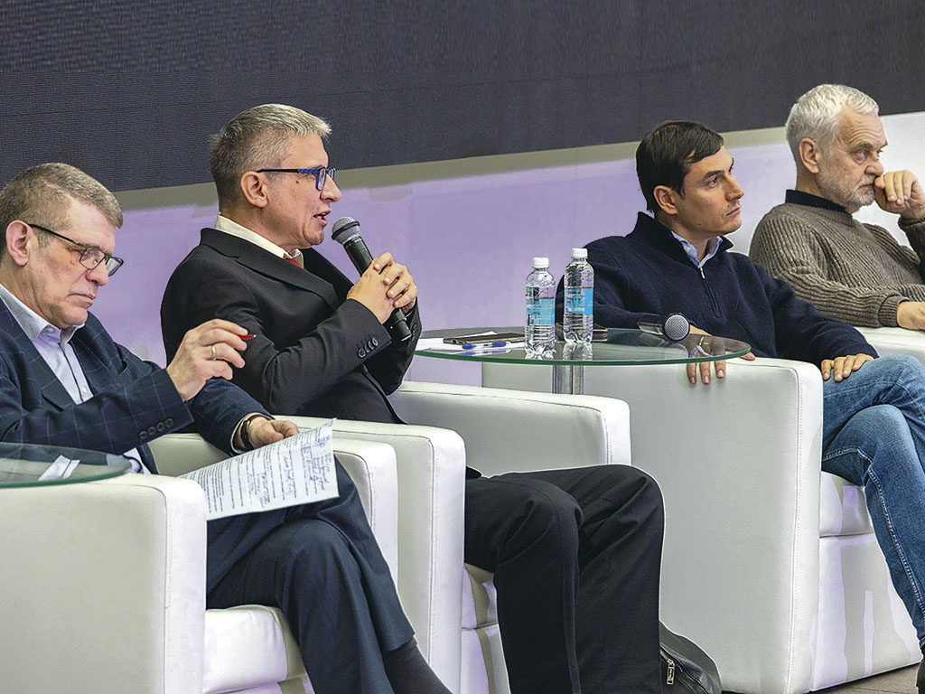 Дмитрий Бак, Ильдар Абузяров, Сергей Шаргунов, Алексей Варламов (слева направо)