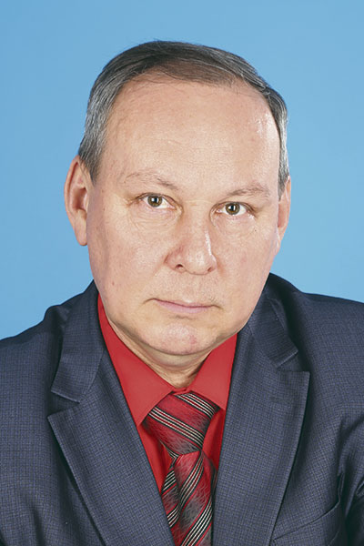 Александр Петров