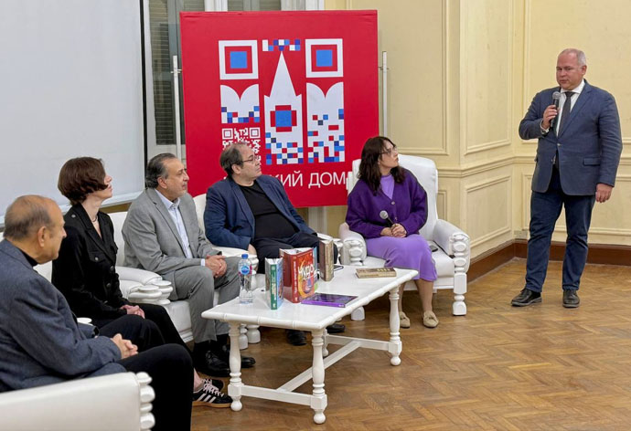 Российскую литературу представили на выставке в Египте