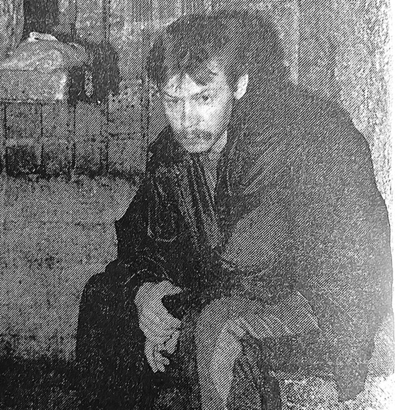 Таким Александра Спесивцева застал в СИЗО Михаил Зеленчуков – единственный журналист, с которым пообщался маньяк. Снимок из газеты «Кузнецкий рабочий», январь 1997 года