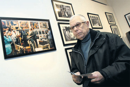 Анатолий Приставкин на фотовыставке в галерее «Зураб», 2008 год