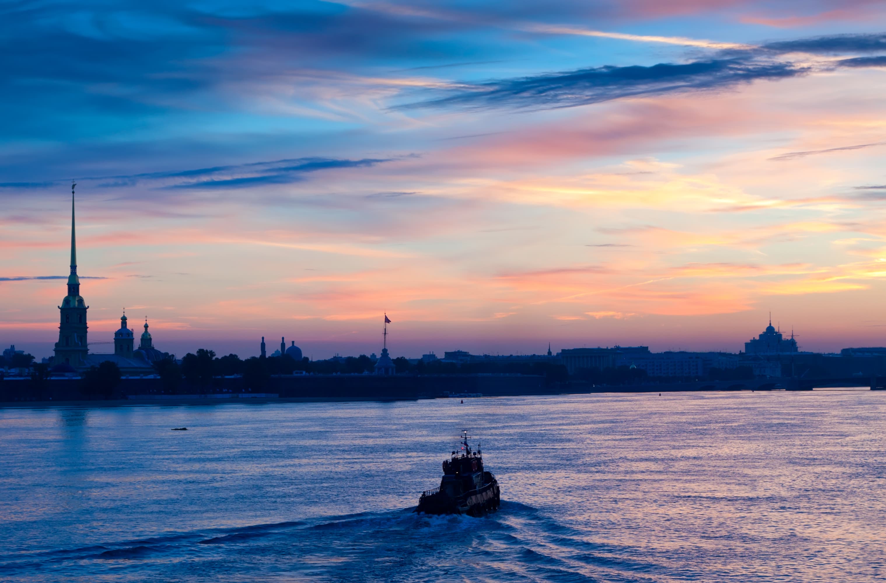 Петербург и река Нева