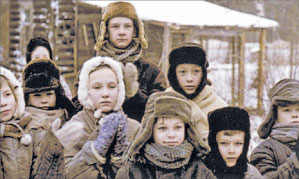«Луной был полон сад» (2000)