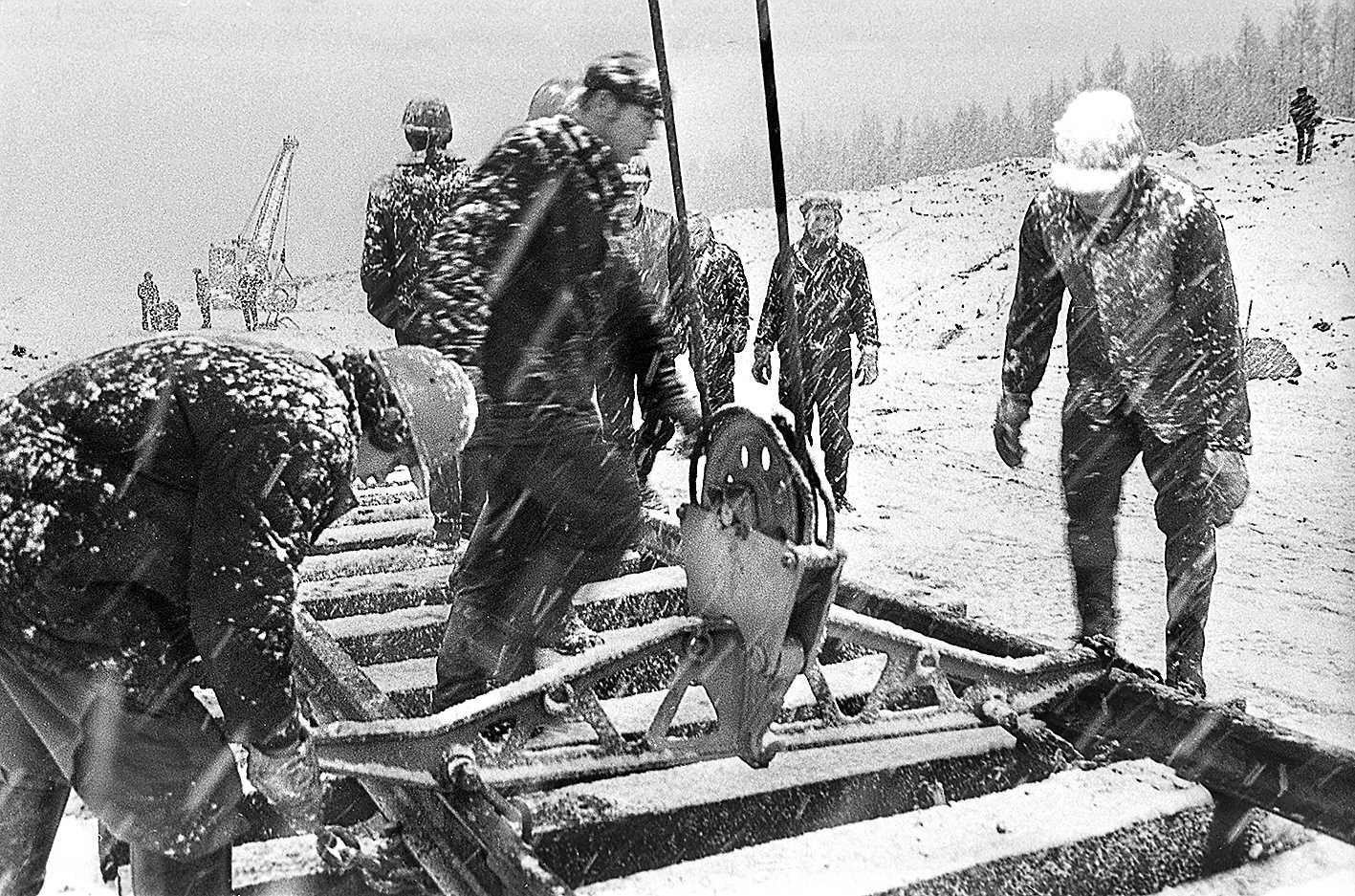 Обыкновенные герои строительства Байкало-Амурской магистрали / Александр Маршани / РИА НОВОСТИ