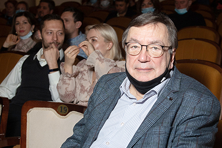 Александр Чайковский на премьере своего фестивального спектакля Свидание в Москве (2021 г.)